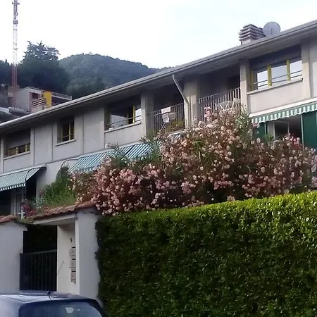 Appartamento Alloggio Rosy *